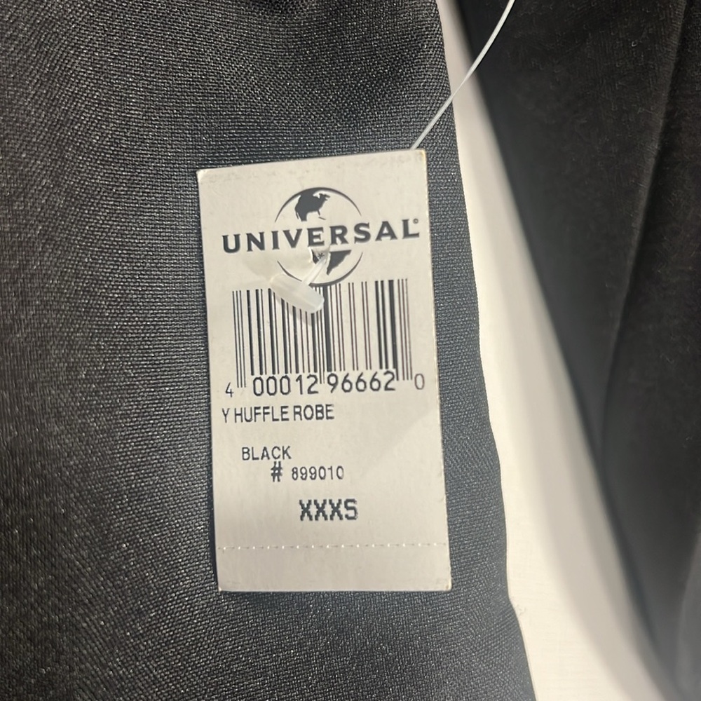 Hufflepuff Robe Size XXXS RARE - Picture 3 of 10